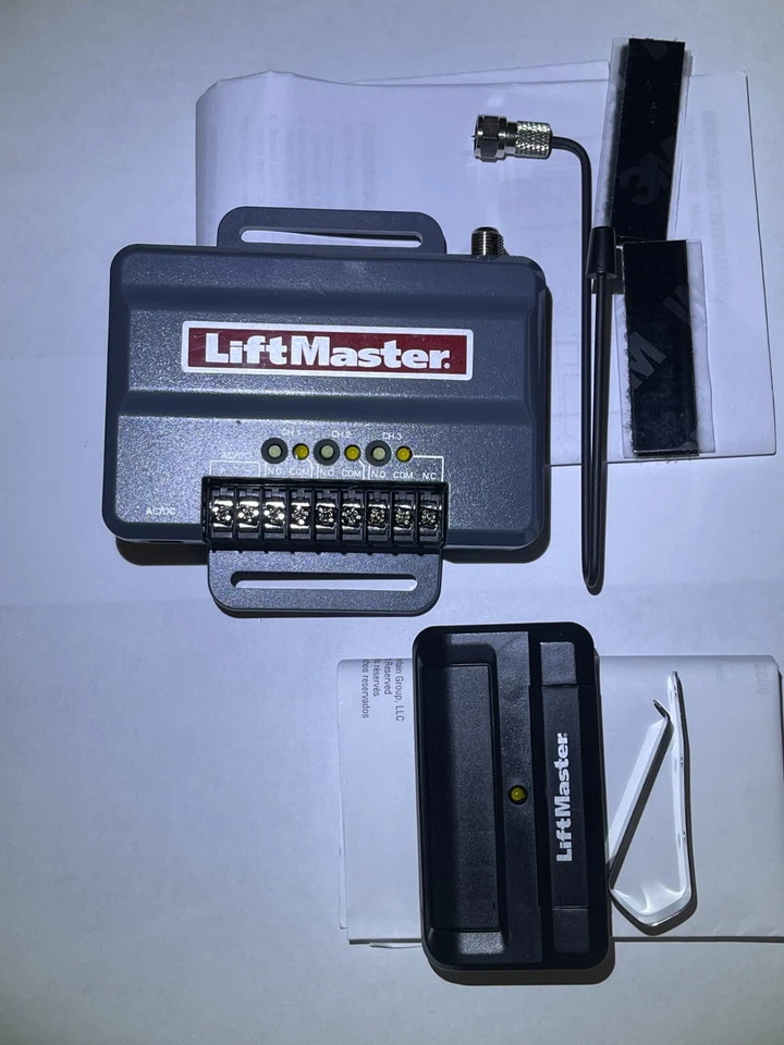 Liftmaster 850LM 811LMX 310MHz 315MHz 390MHz Gate Door Opener Universal Receiver - Image 1 of 1