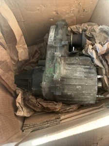 1999 Jeep Grand Cherokee Transfer Case Assembly OEM 300K Miles (LKQ~307644987) - Picture 1 of 6