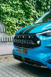 2024+ Ford Transit Custom griglia radiatore stile raptor nero lucido luce bianca - Foto 1 di 6
