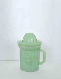 Jadeite Juicer Reamer Jade Green Glass Measuring Cup Vintage Reamer. - Picture 1 of 16