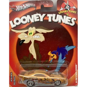 Hot Wheels Looney Tunes 70 Pro Stock Camaro Diecast Car Nuevo en Paquete Road Runner 2012 - Imagen 1 de 5