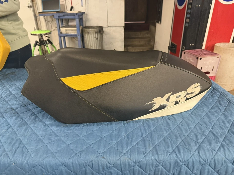 Ski-Doo Summit 600 800 TNT XP XS XM Seat American Sled Parts Facebook Free Ship - Image 1 of 2