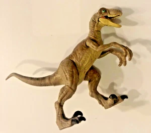 Jurassic Park World Kitchen Encounter Pk Velociraptor Target Exclusive Dinosaur - Picture 1 of 2