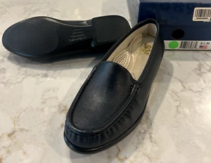 Zapatos para mujer SAS Simplify azul marino 5,5 medianos nuevos en caja ahorra en grande - Imagen 1 de 4