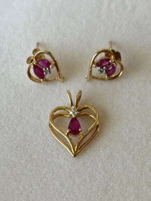 10k Gold Ruby & Diamond Heart Pendant & Stud Earring Set ~ Signed CRP ~ - Image 1 of 4