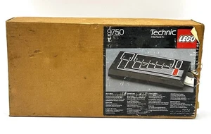 Vintage 1986 LEGO Technic 9750 Interface A TESTED POWERS ON NO RIBBON CABLE READ - Picture 1 of 13