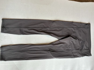 Lululemon Gray Leggings Teen Girl Size 4 Excellent Shape Fast Shipping - Image 1 of 3