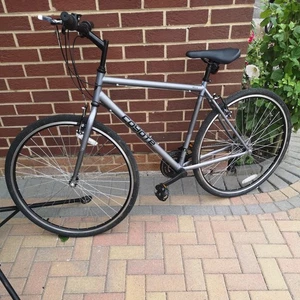 Mountain Bike - Picture 1 of 23