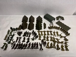 Marx Toys US Army Training Center Play Set Pieces: Misc Soldiers & Other Pieces - Picture 1 of 16