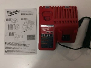 MILWAUKEE 48-59-1812 18V 18 VOLT M12 / M18 LITHIUM ION CHARGER NEW - Picture 1 of 6
