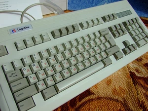 NOS Vintage XT/AT DIN5 Keyboard Tastatur LogoStar EN/RU Cyrillic QWERTY - Bild 1 von 12