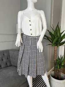 Jaeger Skirt Size UK 12 Pure Silk Navy Blue - Picture 1 of 9