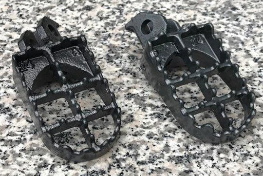 Suzuki RM85 RM 85 DRZ125 DRZ125L DRZ Kawasaki KLX125 KLX125L KLX 125 FOOT PEGS - Image 1 of 2