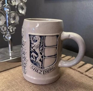 Salzburg Osterreich Beer Stein King 402 Pinch Handled Mug Cityscape Crest EUC - Picture 1 of 6
