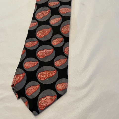 Vintage NHL RM Sport Ralph Marlin Tie 100% Silk Detroit Redwings RN# 84124 USA Cover