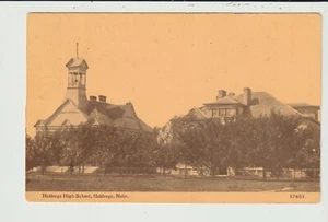 POSTCARD HOLDREGE HIGH SCHOOL HOLDREGE NEBRASKA - Picture 1 of 2