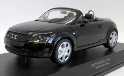 Minichamps 1/18 Scale - 155 017030 Audi TT Roadster Mk1 1999 Black - Image 1 of 4
