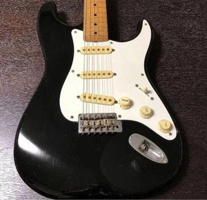 Squier by Fender Stratocaster Serie E 1987 Japón ¡Embalaje seguro! - Imagen 1 de 17