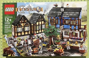 LEGO CASTLE: Medieval Market Village (10193) - NISB - Picture 1 of 4