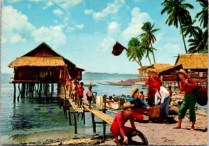 Postal Filipinas Pescadores Nativos Cabañas 6x4 - Imagen 1 de 2