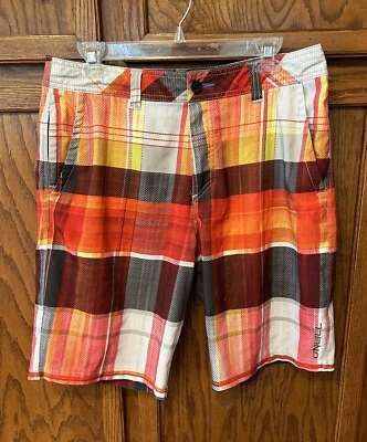 Bermuda masculina xadrez Oneill multicolor 32 botões cinto laranja vermelho branco - Imagem 1 de 4