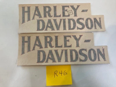 1 Pair Harley OEM GAS/FUEL TANK DECALS P/N 61368-79 Black & Red Vintage Misc - Изображение 1 из 2