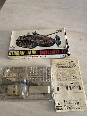 Rarissimo kit Esci carro armato German Tank Jagdpanzer IV 1:72 Nuovo in box - Immagine 1 di 4