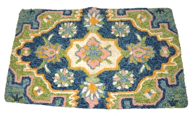 VINTAGE HAND HOOKED LOOP FLORAL WOOL AREA RUG FARMHOUSE SHABBY CHIC 30" X 18.5" - Image 1 of 3
