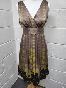 Ted Baker Brown Patterned Silk Knee Length V-neck Dress. Size 2 (Uk 10).PWB - Picture 1 of 7