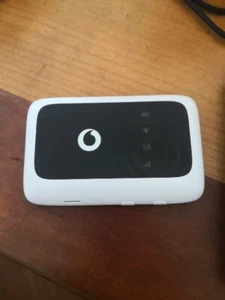 Vodafone ZTE R216-Z Mobile Broadband WiFi Hotspot pocket device 4G Unlocked MiFi - Picture 1 of 4