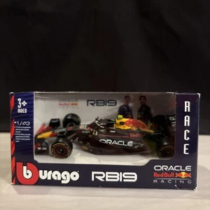 Burago 1:43 Die Cast Oracle Red Bull Racing RB19 #11 Sergio Perez, nuovo - Foto 1 di 5
