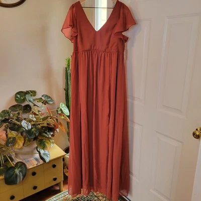 NUEVO Pájaro Gris Hannah Estilo Gasa Castaño Rojizo Baile de graduación Dama de honor Talla 1X Manga Corta Foto 1 de 4