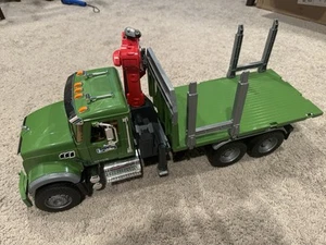 BRUDER 1:16 MACK GRANIT HOLZ LKW Ladekran fehlende Klauenstämme Seitentritt - Bild 1 von 9