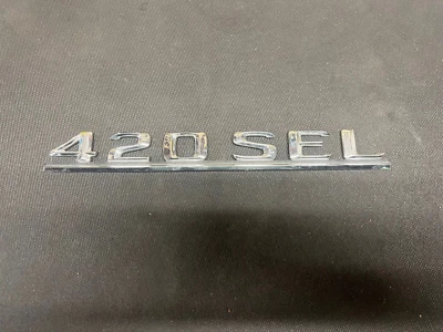 Insignia emblema tapa maletero original Mercedes-Benz 420SEL 1986-1991 W126 Foto 1 de 4