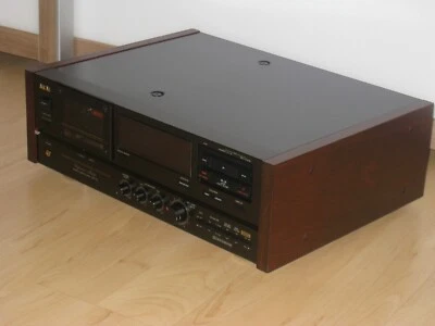 Piezas laterales para máquina de cinta Akai GX 75/95 RTR - Imagen 1 de 4