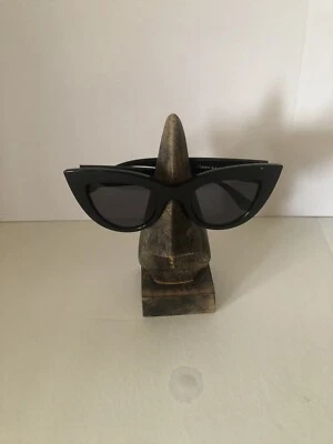 Steve Madden SML89902 Cat Eye Sunglasses Used - Image 1 of 4