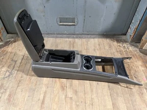 08 Chrysler 300 LX Center Console Assembly Glove Box Cup Holder Bezel Stock OEM - Picture 1 of 15