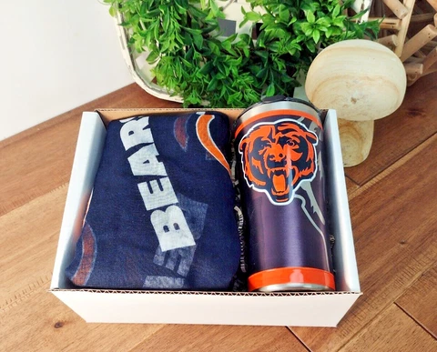 Chicago Bears Mother's Day Gift Box: Infinity Sheer Scarf + 30oz Tervis Tumbler Cover