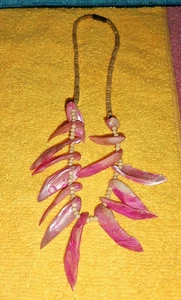 Collar, Abalones Rosa Crema Concha, Cuentas Hueso Hecho a Mano - Imagen 1 de 3