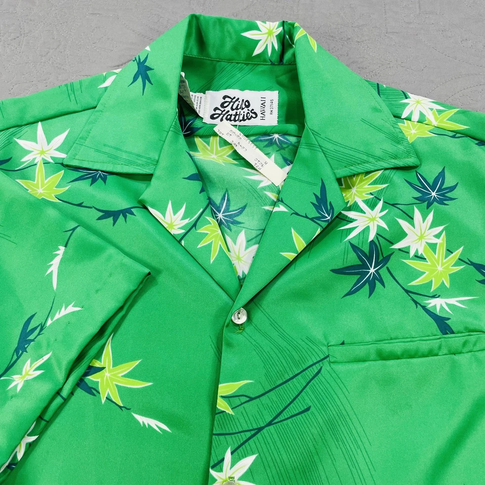 Vintage Hilo Hattie's Shirt Mens Medium Green Aloha Hawaiian Rayon Made in USA - Image 1 of 4