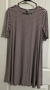 Old Navy Women's Size M Pullover Short Sleeve Dress White/Burgundy Stripes - Picture 1 of 6