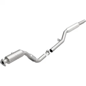 MagnaFlow 49 State Converter 52132 Direct Fit Catalytic Converter - Picture 1 of 4