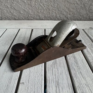 STANLEY No. 110 Wood Hand Block Plane Vintage Woodworking Tool Made in USA - Picture 1 of 6