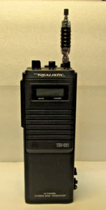 Realistic TRC 221 40-Channel Walkie Talkie CB Radio - Picture 1 of 7