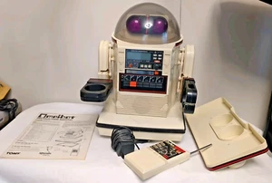 1980s Tomy Omnibot 5402 Robot w/ Battery Cover Remote Manual Tray FOR PARTS - Picture 1 of 17