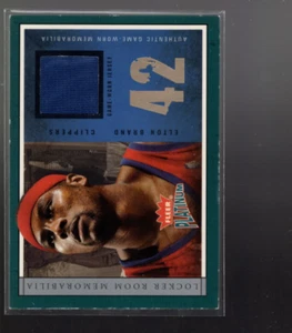 B3755- 2003-04 Fleer Platinum Locker Room Memorabilia #EB Elton Brand Jersey - Picture 1 of 2