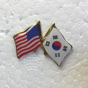 USA and South Korea Crossed Friendship Flag Lapel Pin **MADE IN USA** - Picture 1 of 5