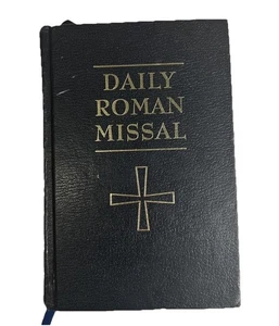 Daily Roman Missal ~ Sunday and Weekday Masses 2004 Hardcover - Picture 1 of 20