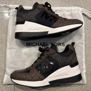 Michael Kors Women’s Sneakers Shoes Size 8 - Picture 1 of 15