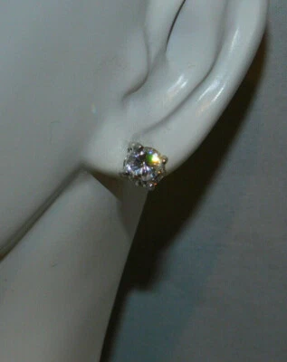 925 Argento Sterling 6mm Rotondo Cz 4 Graffa Basket Bottone Pezzi Orecchini 4k - Immagine 1 di 3